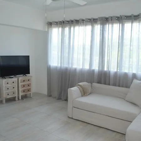 Sunset Arms Apartments